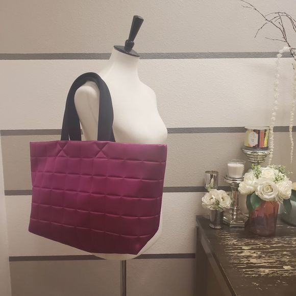 Pedro Garcia Handbags - Pedro Garcia Fuchsia Quilted Satin Tote